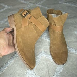 ASOS Chelsea Boots
